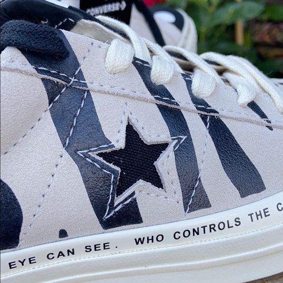 Ltd Edition “Brain Dead x Converse One Star” - Picture 10 of 15